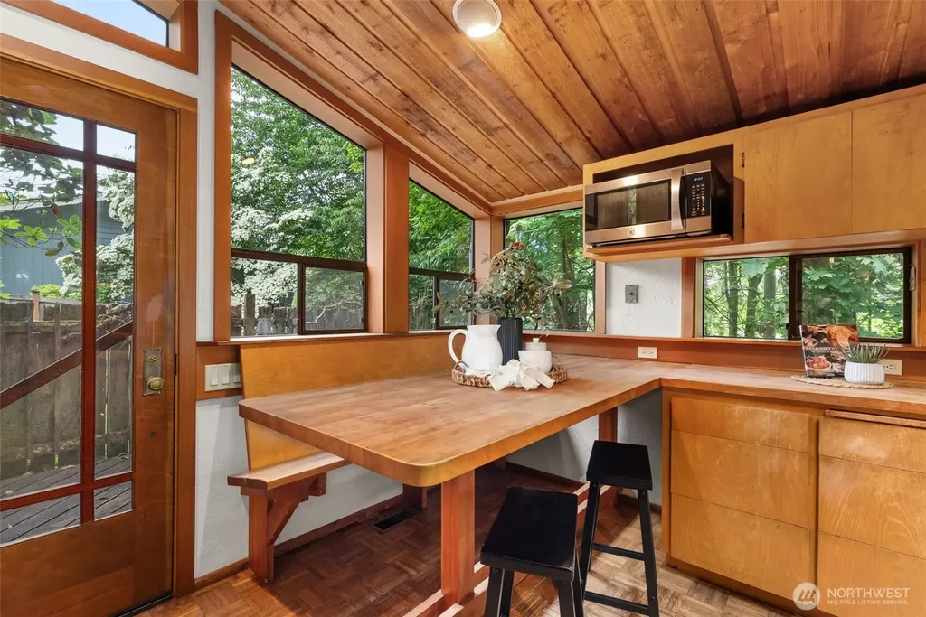 3940 Henderson Boulevard SE Olympia WA 98501