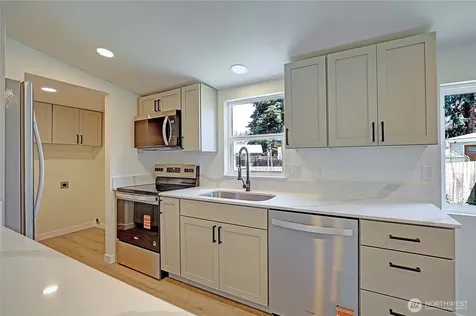 663 Chapman Road Camano Island WA 98282
