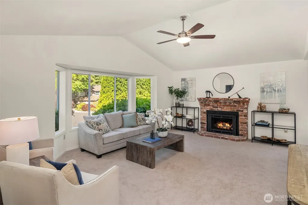 4230 205th Place NE Sammamish WA 98074