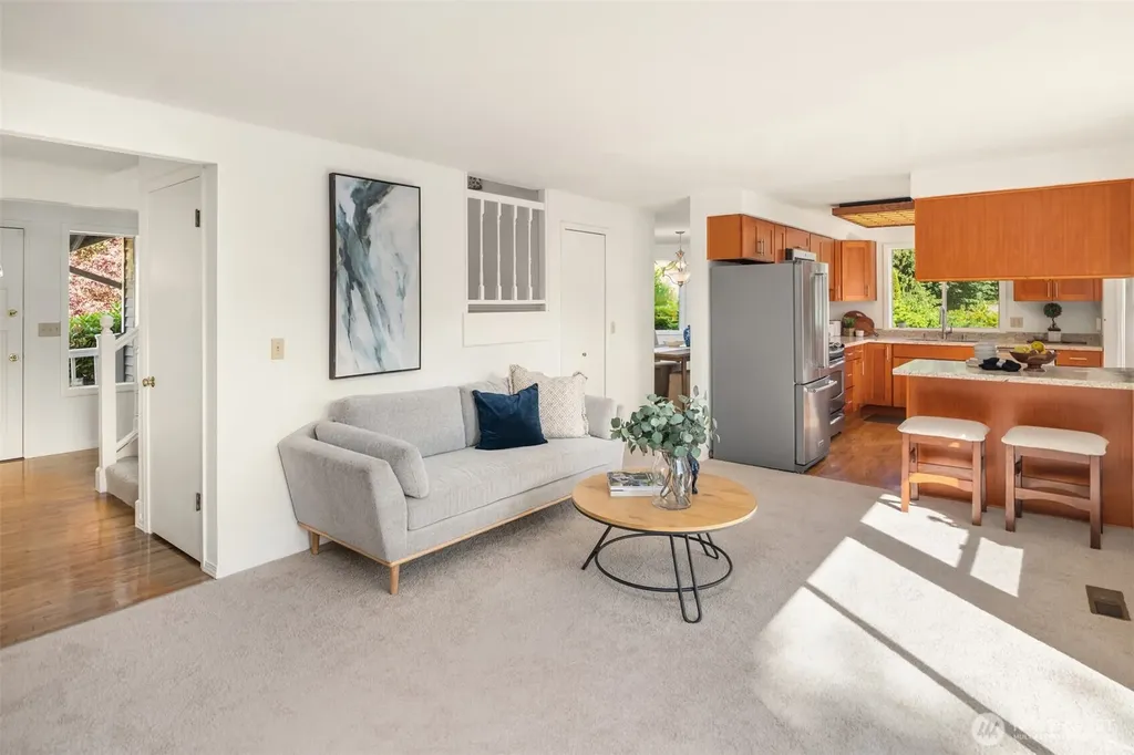 4230 205th Place NE Sammamish WA 98074