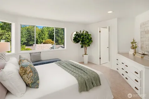 4230 205th Place NE Sammamish WA 98074