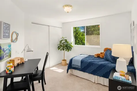 4230 205th Place NE Sammamish WA 98074
