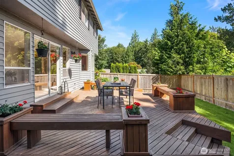 4230 205th Place NE Sammamish WA 98074
