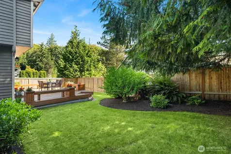 4230 205th Place NE Sammamish WA 98074