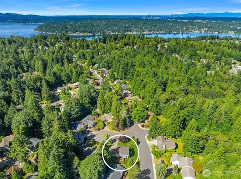 4230 205th Place NE Sammamish WA 98074