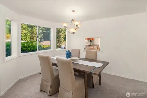 4230 205th Place NE Sammamish WA 98074