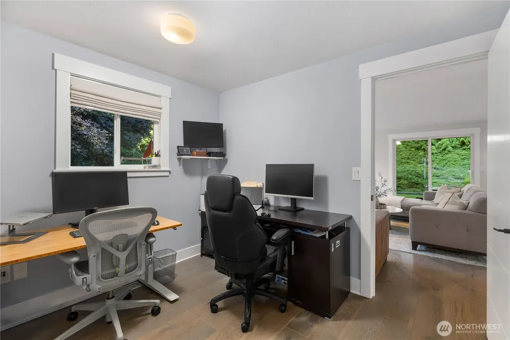 16816 SE Lake Moneysmith Road Auburn WA 98092