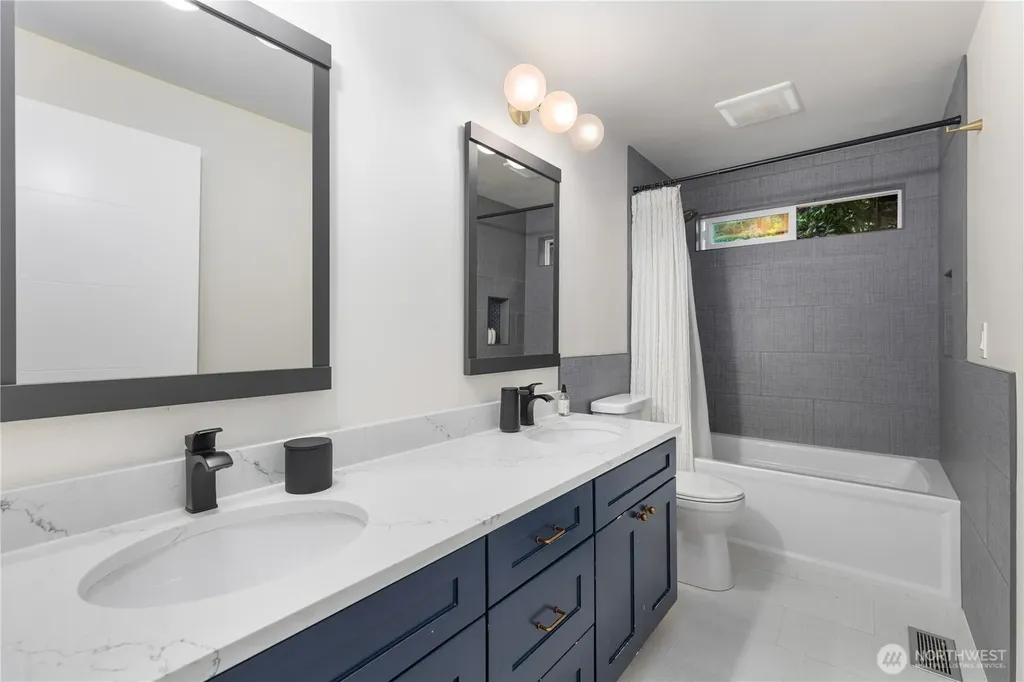 16816 SE Lake Moneysmith Road Auburn WA 98092