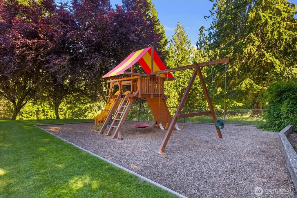 16816 SE Lake Moneysmith Road Auburn WA 98092