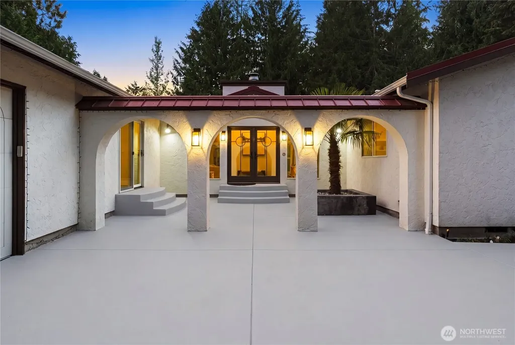 16816 SE Lake Moneysmith Road Auburn WA 98092