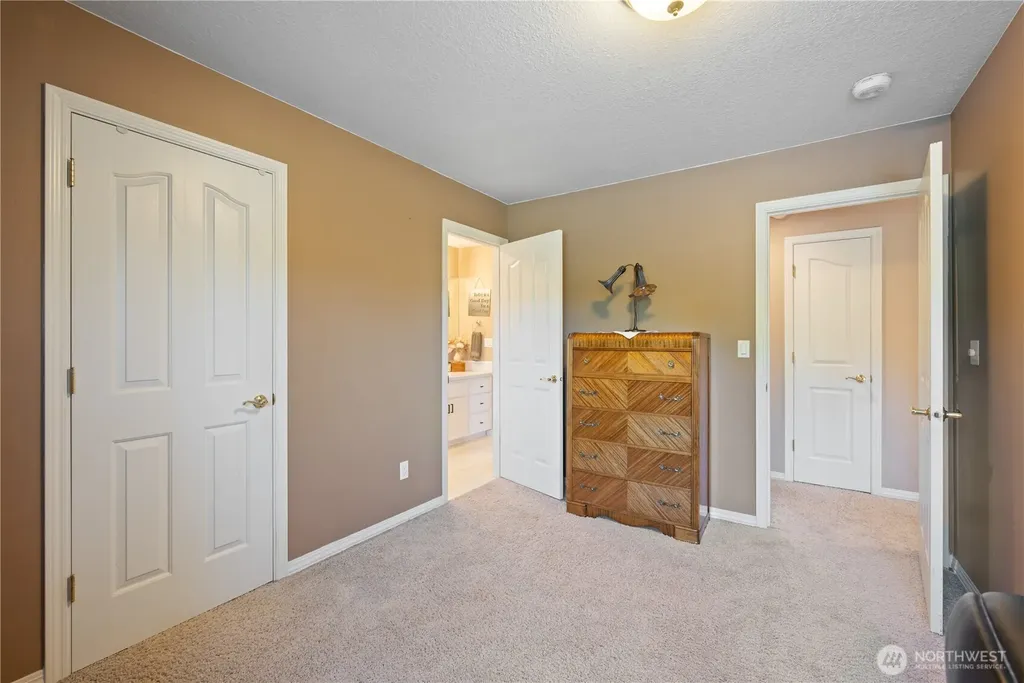 95 Banyon Drive Kelso WA 98626