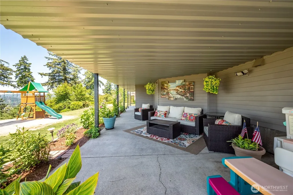 95 Banyon Drive Kelso WA 98626