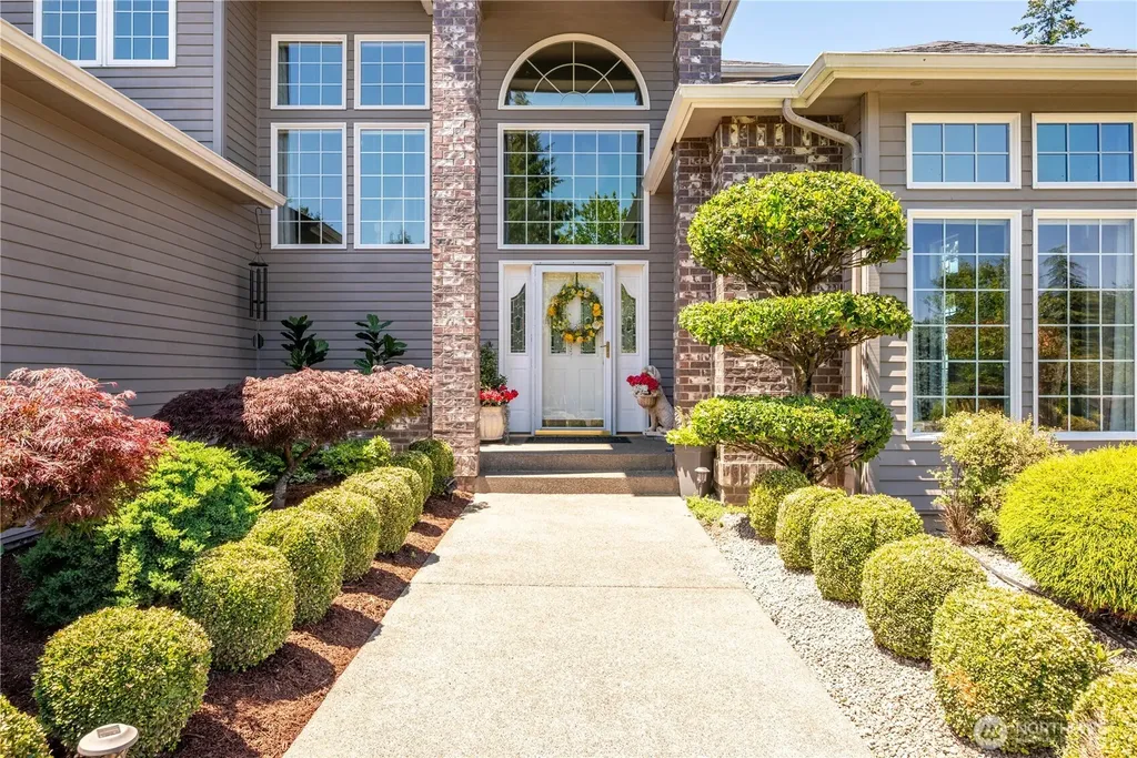 95 Banyon Drive Kelso WA 98626