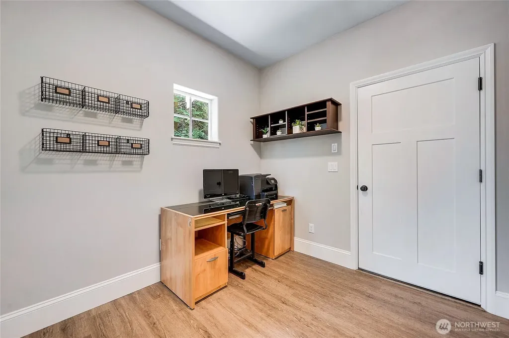 1103 Puget Drive E Port Orchard WA 98366