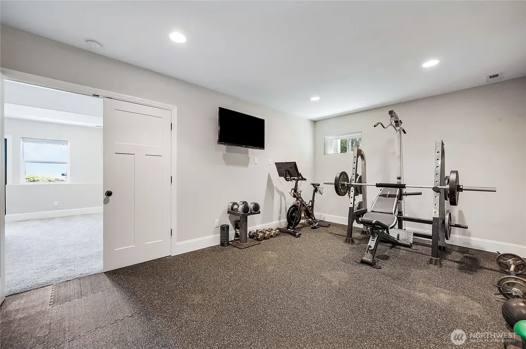 1103 Puget Drive E Port Orchard WA 98366