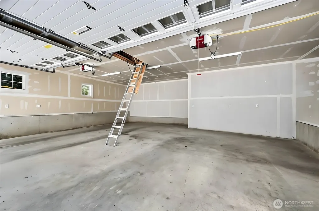 1103 Puget Drive E Port Orchard WA 98366