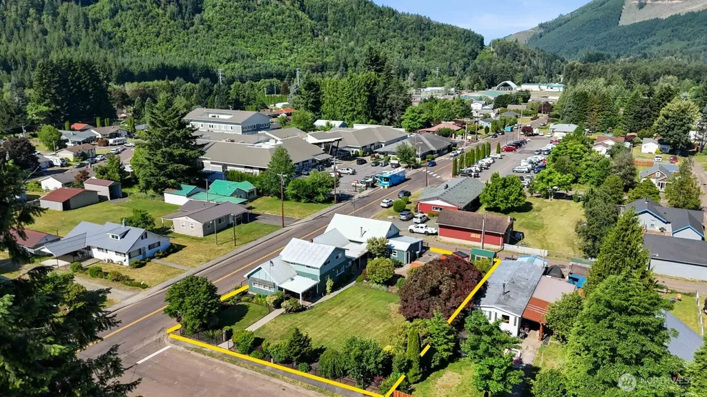 298 4th Street Morton WA 98356