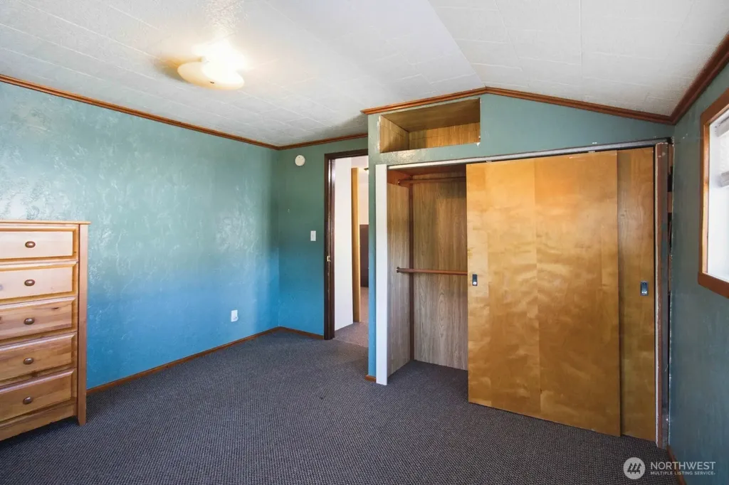 298 4th Street Morton WA 98356