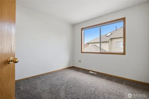 18710 139th Way SE Renton WA 98058