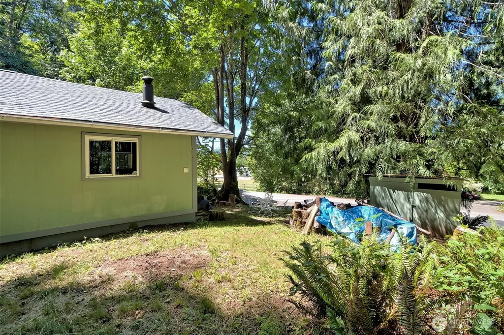 2461 W Deegan Road W Shelton WA 98584