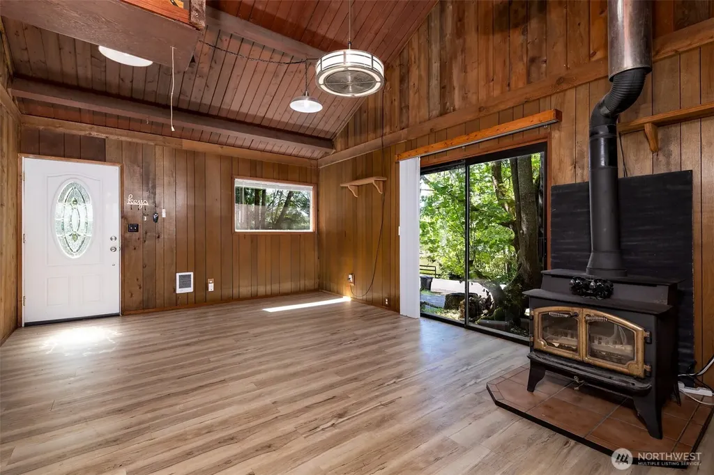 2461 W Deegan Road W Shelton WA 98584