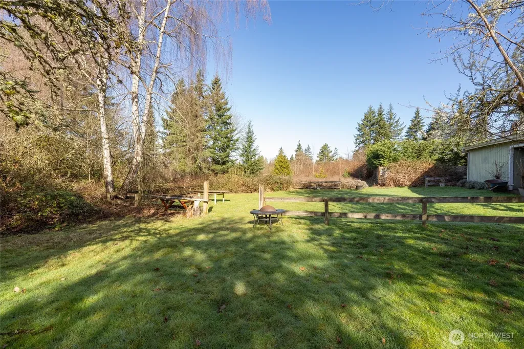 9406 NE 32nd Street Clyde Hill WA 98004