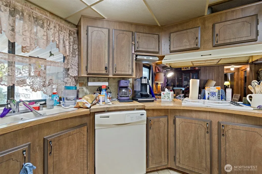 8903 51st Avenue Ct E Tacoma WA 98446