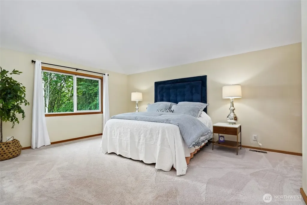 15609 92nd Court NE Bothell WA 98011