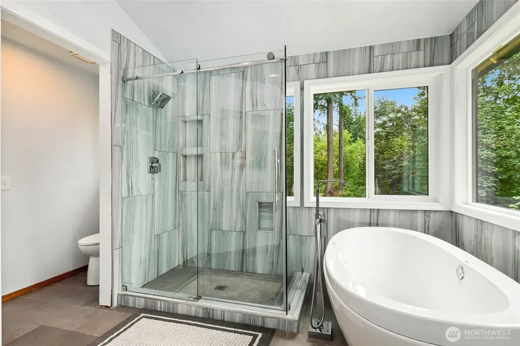 15609 92nd Court NE Bothell WA 98011