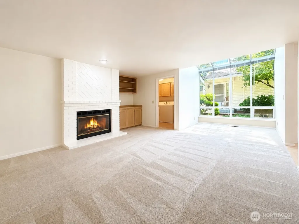 2009 Mill Pointe Drive SE Bothell WA 98012