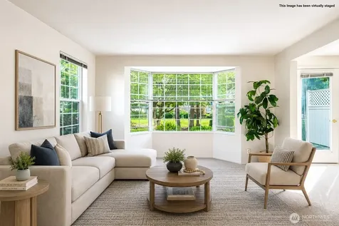 2009 Mill Pointe Drive SE Bothell WA 98012