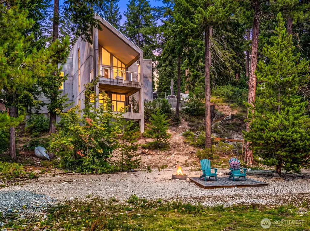 16161 N Shore Drive Leavenworth WA 98826