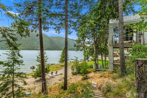 16161 N Shore Drive Leavenworth WA 98826