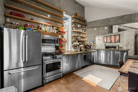 16161 N Shore Drive Leavenworth WA 98826