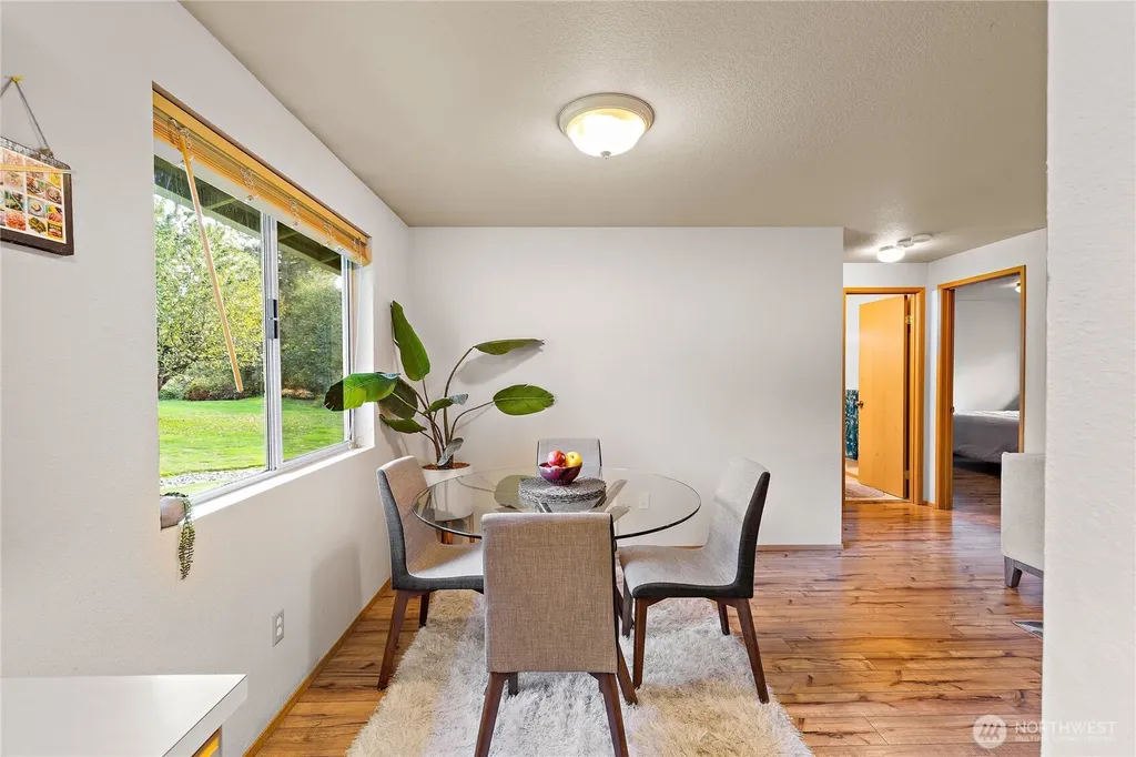 22415 95th Avenue SE Woodinville WA 98077
