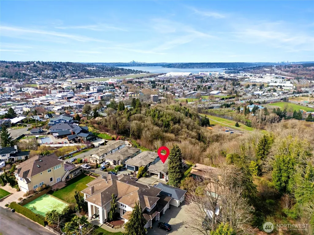 1518 S 5th Place Renton WA 98057