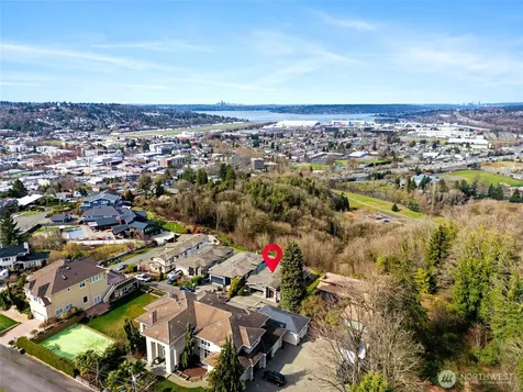 1518 S 5th Place Renton WA 98057