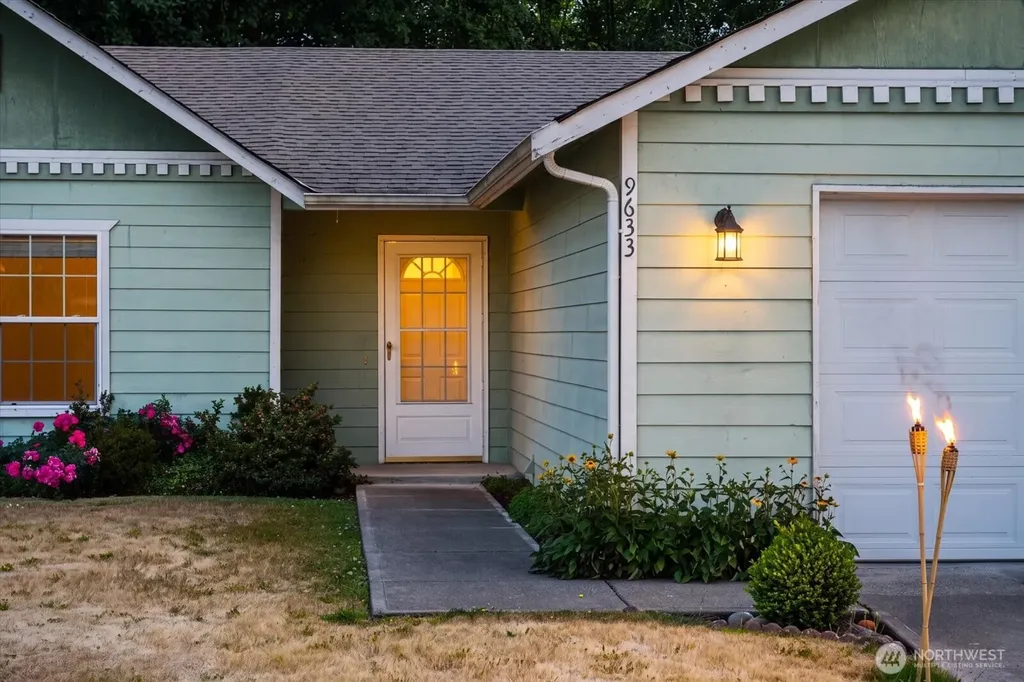 9633 18th Avenue W Everett WA 98204
