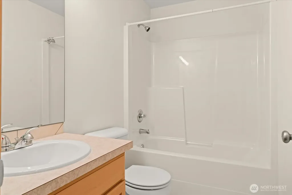 9633 18th Avenue W Everett WA 98204