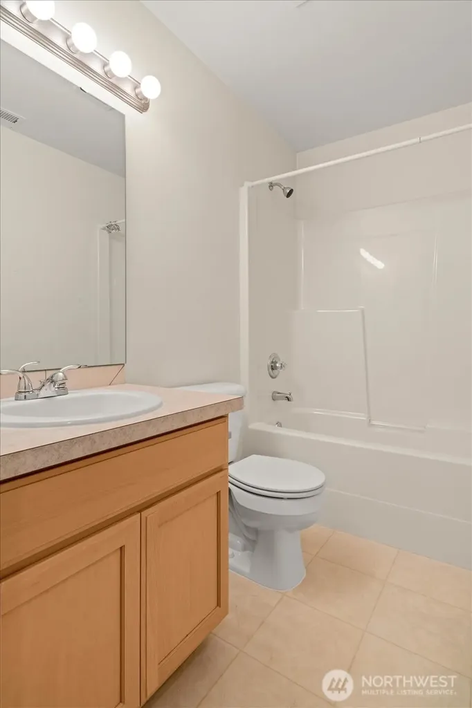 9633 18th Avenue W Everett WA 98204
