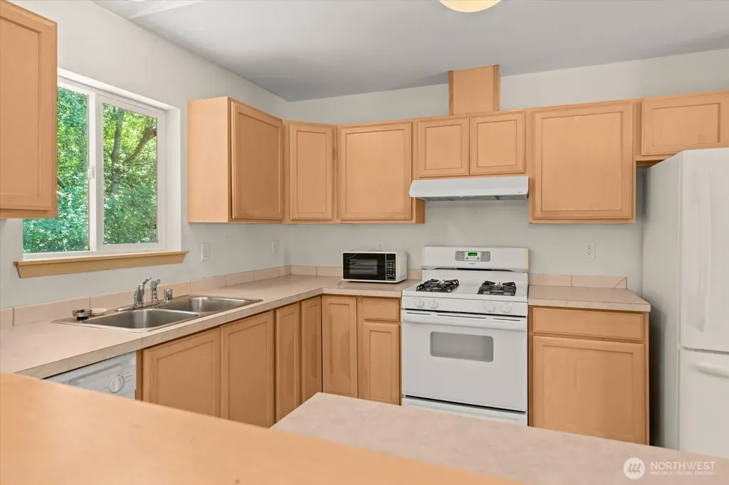 9633 18th Avenue W Everett WA 98204