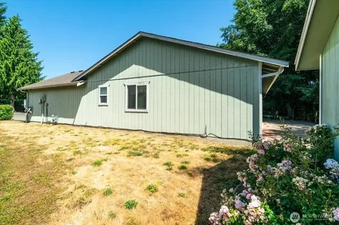 9633 18th Avenue W Everett WA 98204