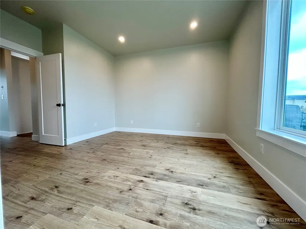 1176 Fairwood Drive SW Ocean Shores WA 98569