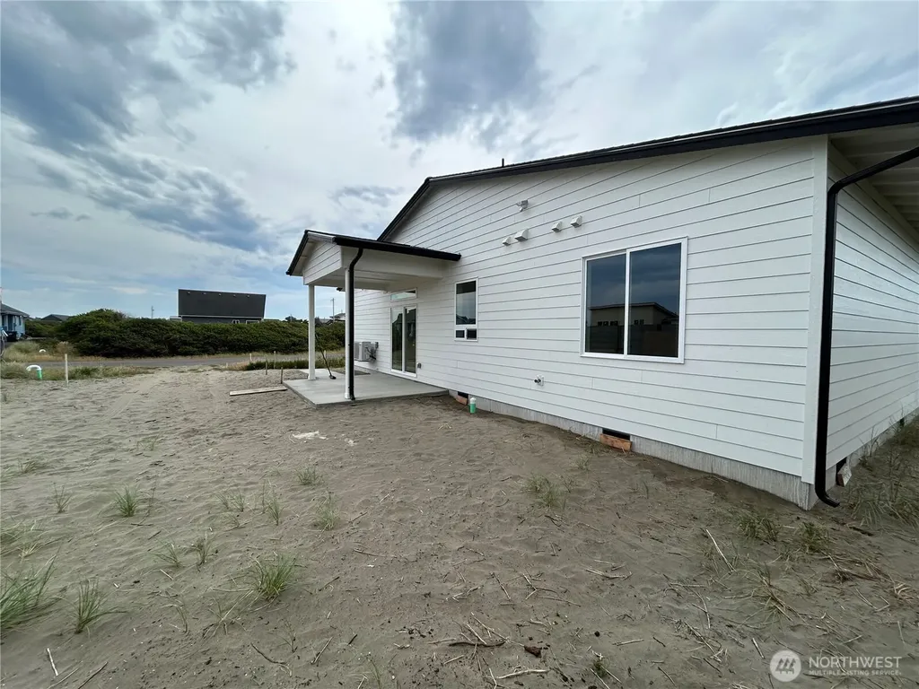 1176 Fairwood Drive SW Ocean Shores WA 98569