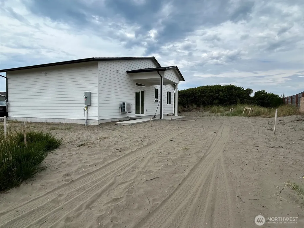 1176 Fairwood Drive SW Ocean Shores WA 98569