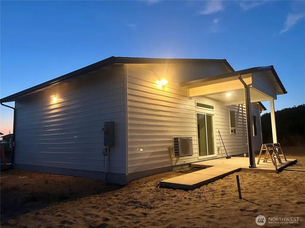 1176 Fairwood Drive SW Ocean Shores WA 98569