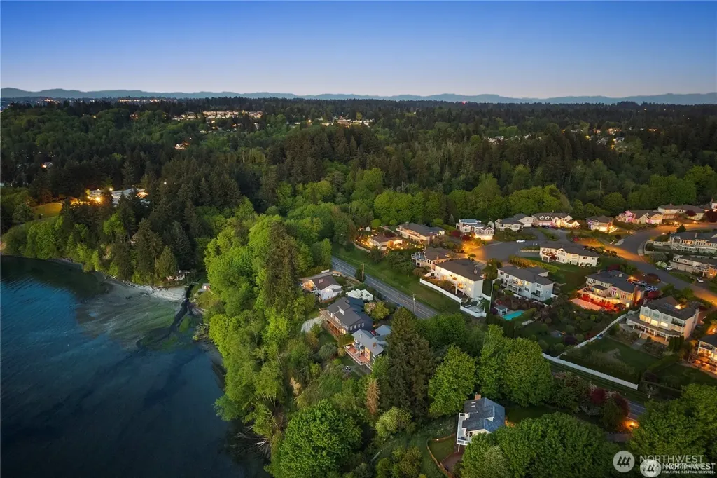 30809 36th Court SW Federal Way WA 98023