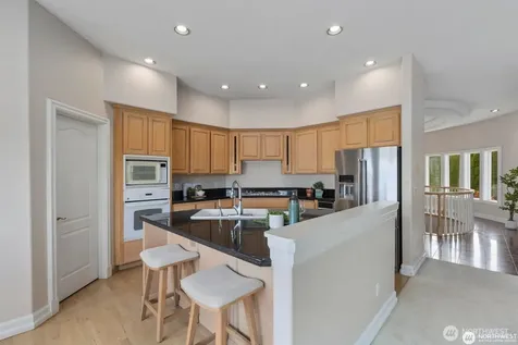 30809 36th Court SW Federal Way WA 98023