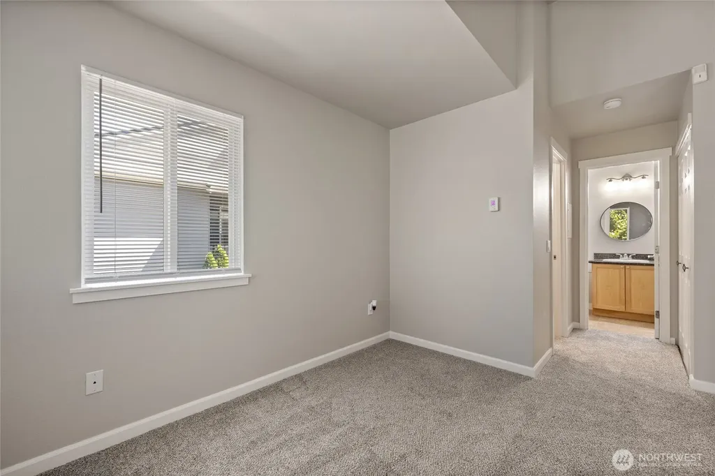 2605 S 272nd Street Kent WA 98032