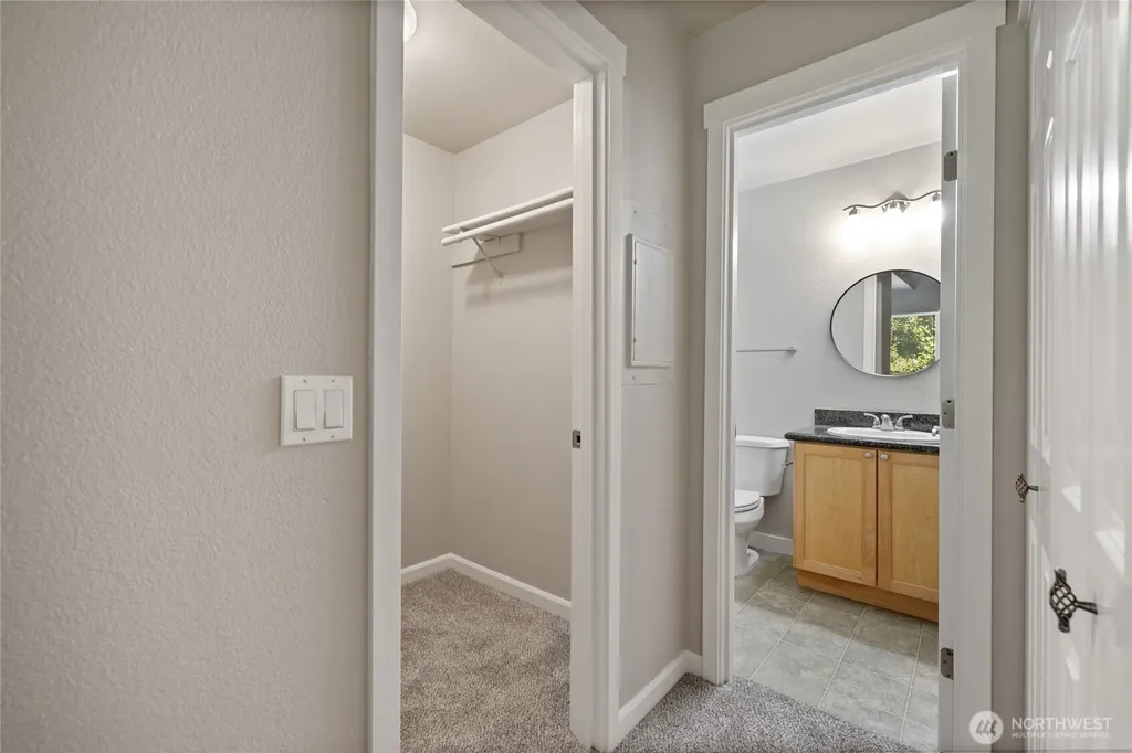 2605 S 272nd Street Kent WA 98032